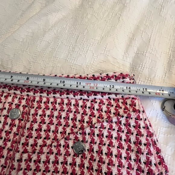 Maje Tweed mini skirt
Pink size EU 40
Quiet luxury Designer - Picture 15 of 17